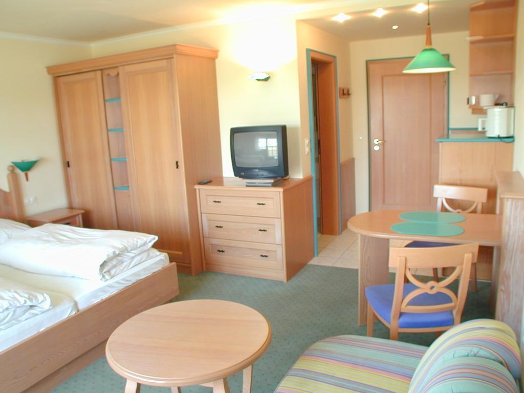 Kurhotel Wuerdinger Hof Bad Fussing Ruang foto