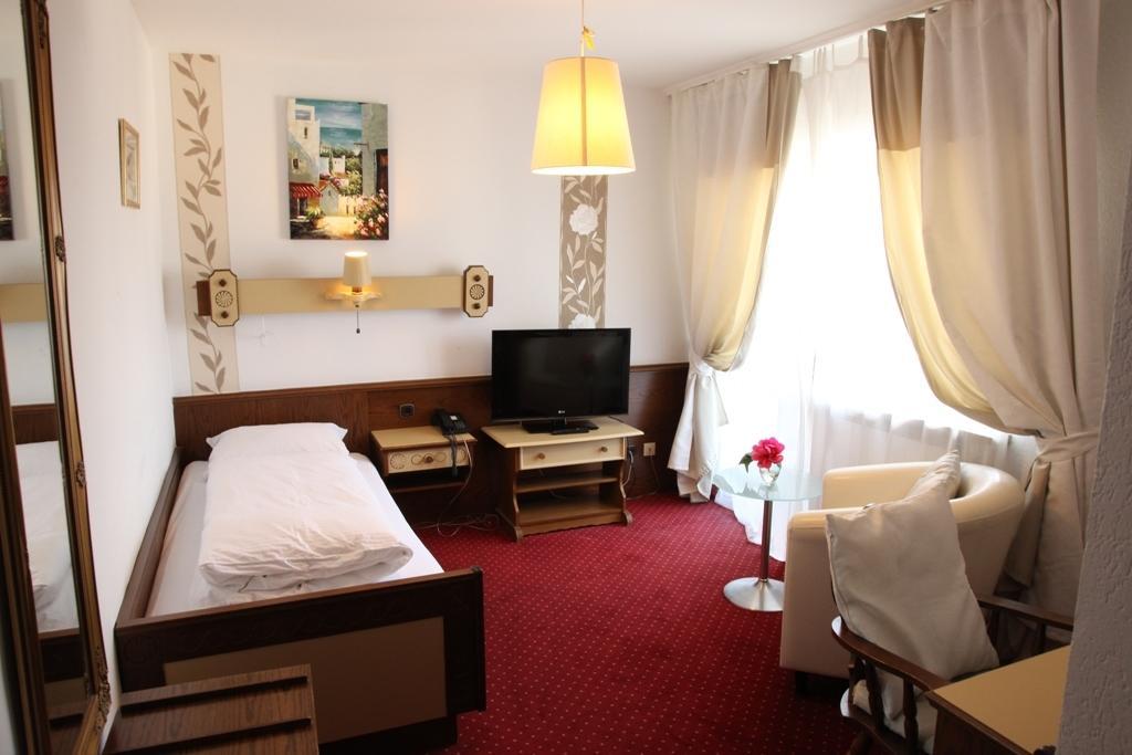 Kurhotel Wuerdinger Hof Bad Fussing Bagian luar foto